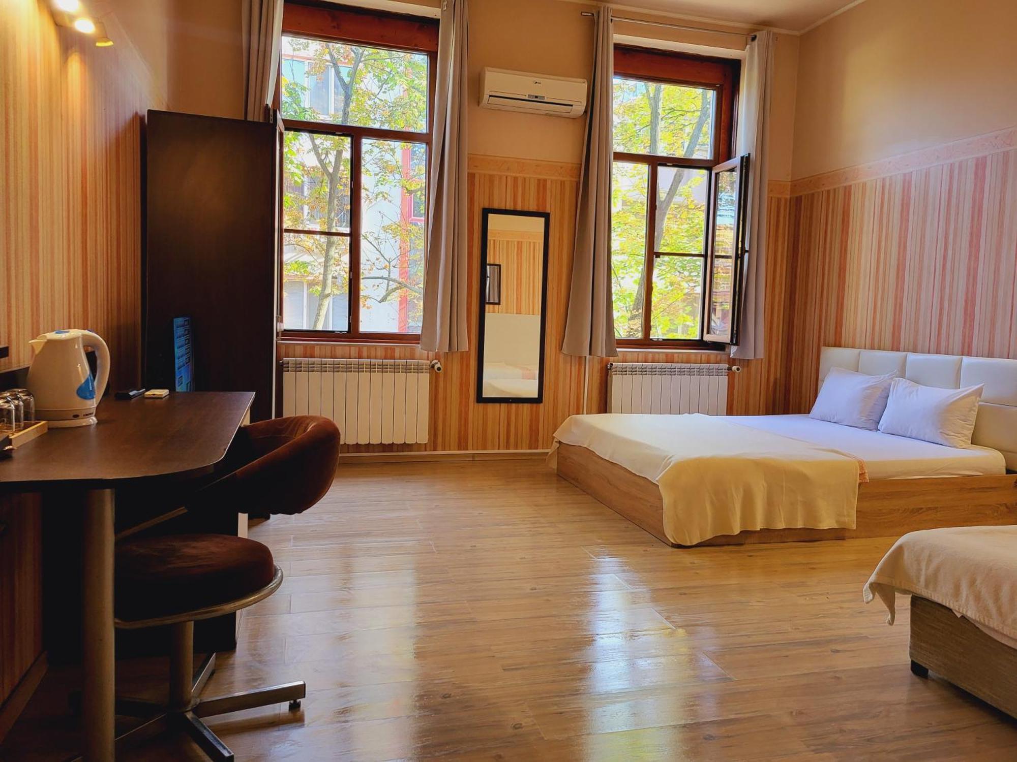 Roger'S Hotel Ruse Zewnętrze zdjęcie